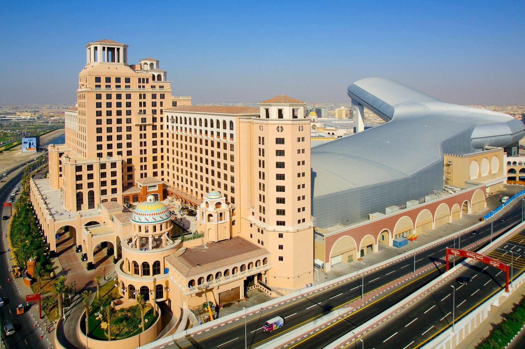 Al Waleed Palace Hotel Apartamentos Al Barsha Dubái Exterior foto
